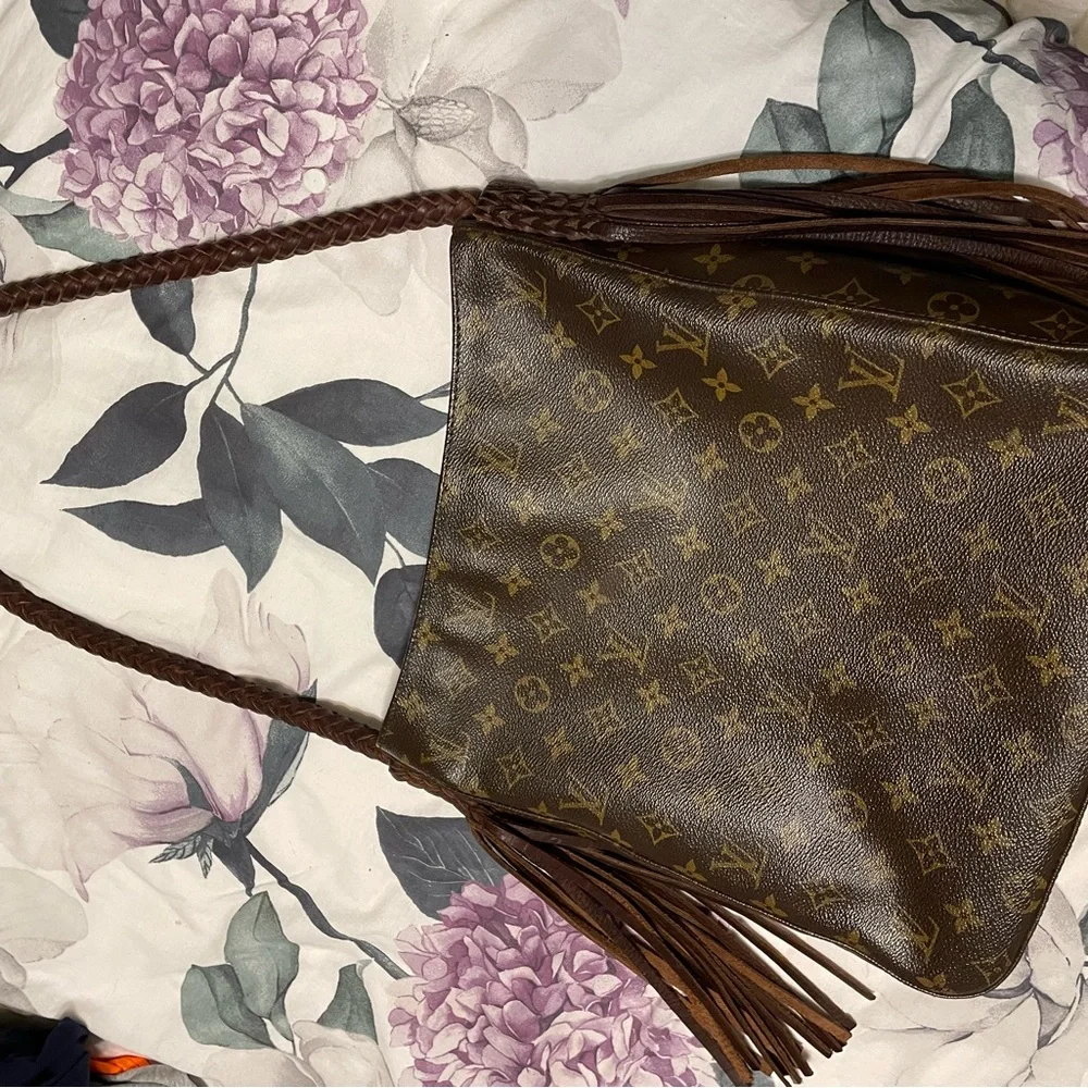 Vintage Boho Bags Louis Vuitton Fringe Shoulder Bag - Picture 7 of 7